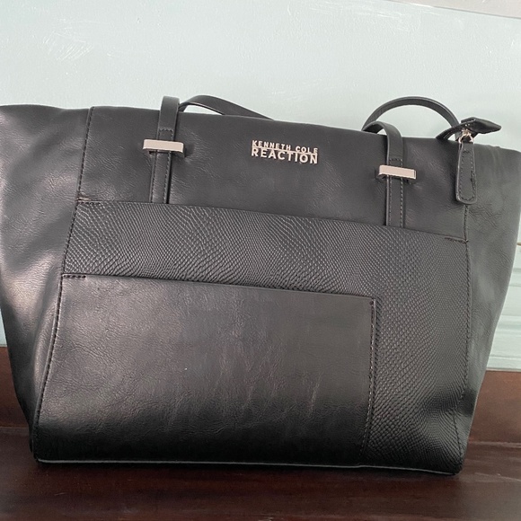 Kenneth Cole bag - Picture 1 of 1